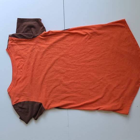 Nike XS orange brown Oregon State Beavers short sleeve crewneck tee shirt - Picture 2 of 3